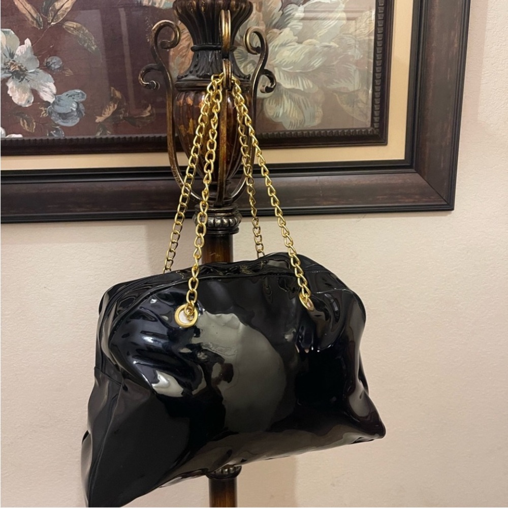 Elegant Nicki Minaj Black Patent Leather Bag with Gold Accents - Picture 7 of 15